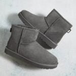 UGG Classic Mini