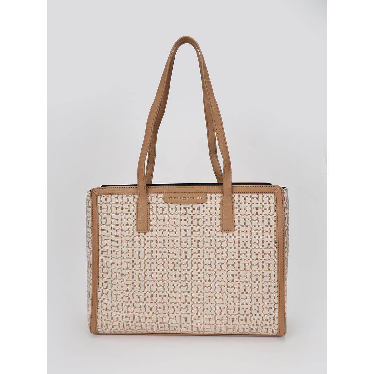 photo_2025-08-20_13-42-25 Tommy Hilfiger Cross Bag - Image 1