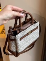 Michael Kors Mini Cross bag - Image 3