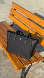 Tommy Hilfiger Handbag - Image 2