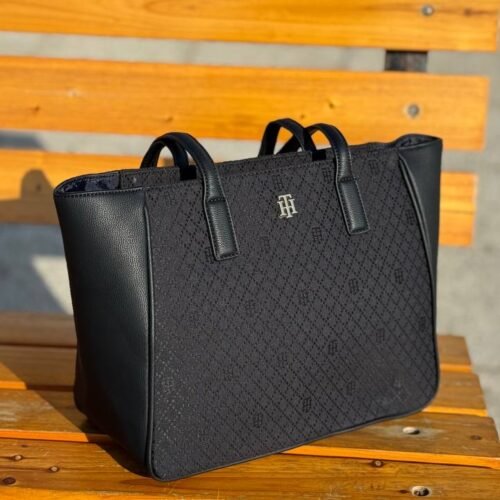 Tommy Hilfiger Handbag
