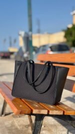 Tommy Hilfiger Handbag - Image 3