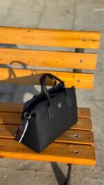 Tommy Hilfiger Handbag - Image 3