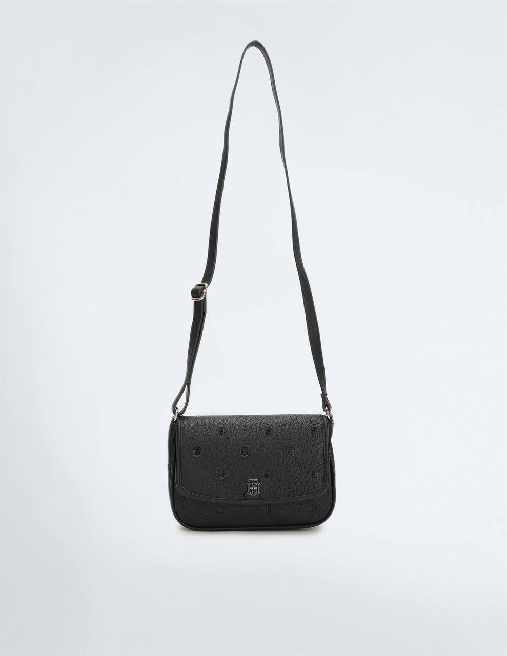 photo_2025-10-28_17-50-12 Tommy Hilfiger Cross Bag - Image 1