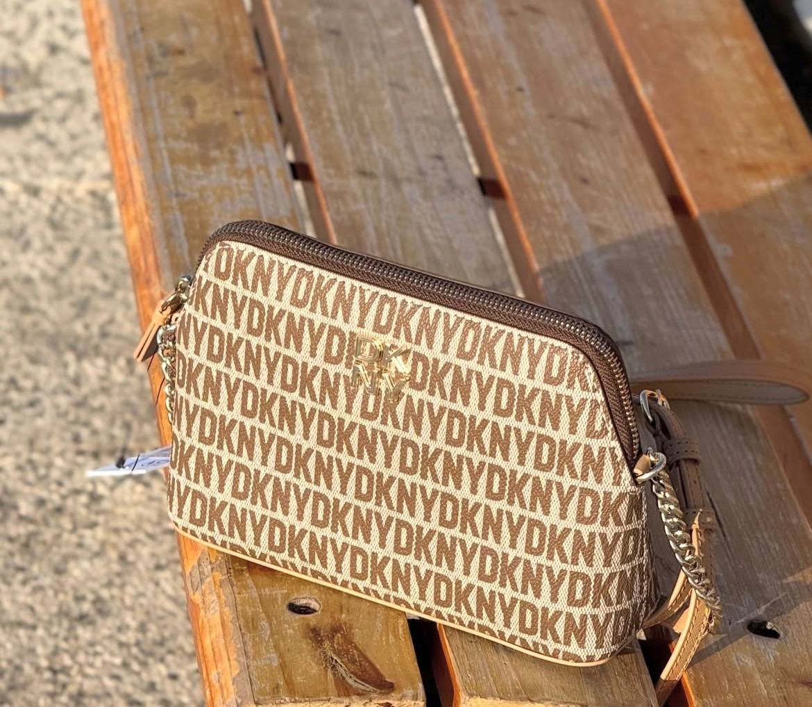 photo_2026-01-08_18-07-10 DKNY Cross bag - Image 1