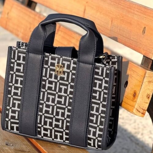 Tommy Hilfiger Handbag
