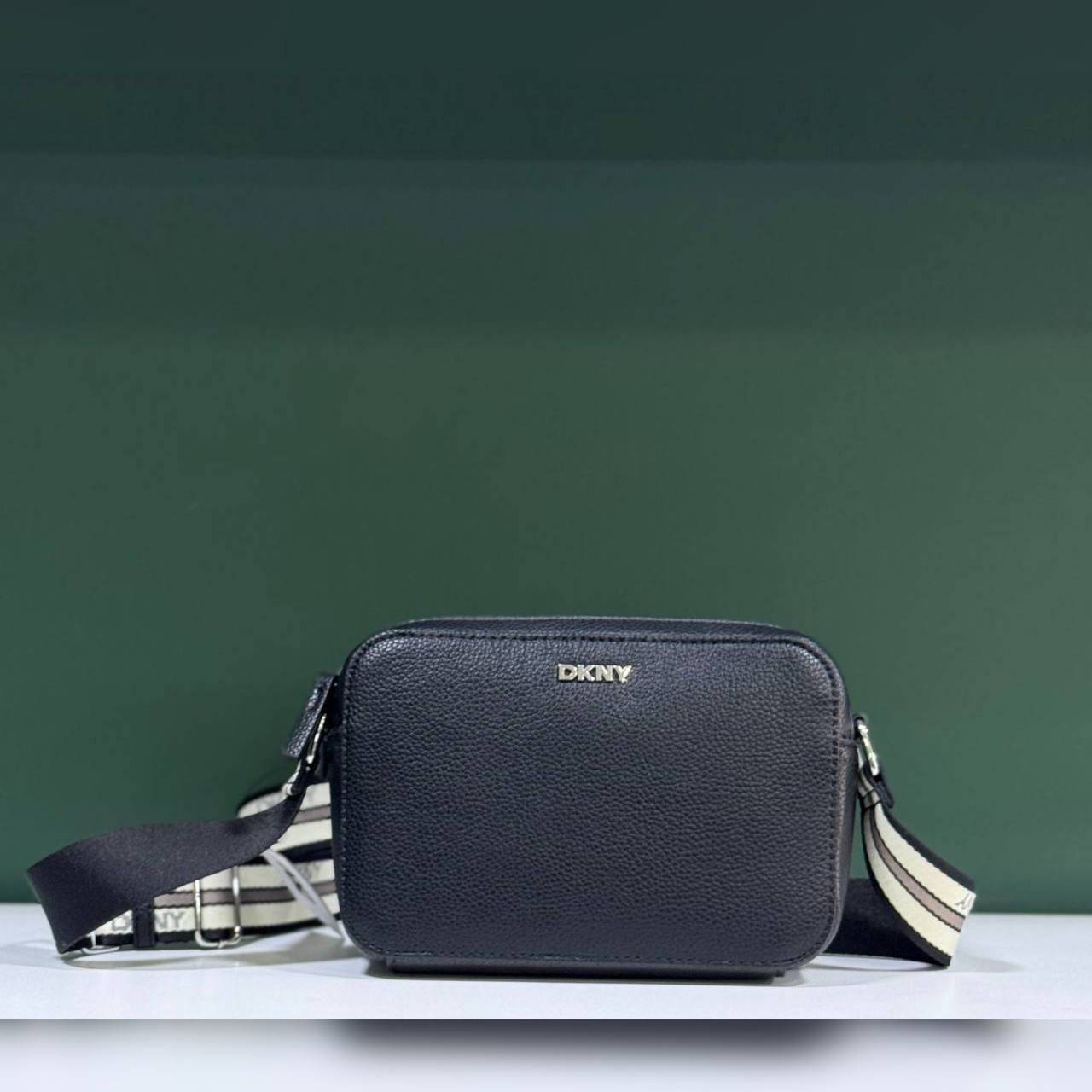 photo_2026-02-17_16-44-18 DKNY Cross bag - Image 1