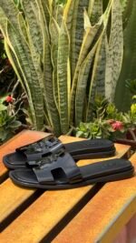 DkNY Slipper - Image 3