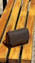 Michael Kors Crossbag - Image 3