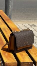 Michael Kors Crossbag - Image 2