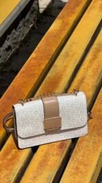 Guess Crossbag - Image 2