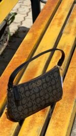 Guess Shoulder bag