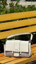 Calvin Klein Crossbag - Image 2