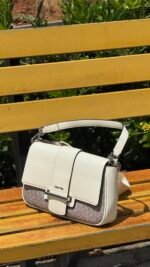 Calvin Klein Crossbag - Image 3