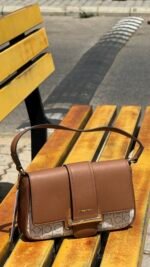 Calvin Klein Crossbag - Image 2