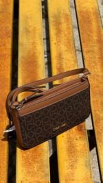 Calvin Klein Crossbag - Image 3