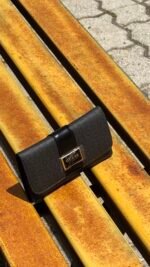Guess Wallet - Image 2