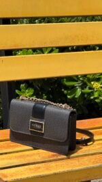 Guess Crossbag - Image 4