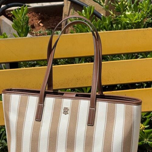 Tommy Hilfiger Handbag