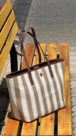 Tommy Hilfiger Handbag - Image 3