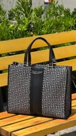 Women Handbag - Image 4