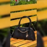 Guess Crossbag - Image 5