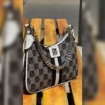 DKNY Crossbag - Image 4