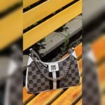 DKNY Crossbag - Image 7