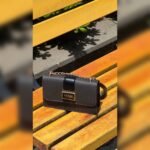 Guess Crossbag - Image 6