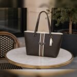 Guess Handbag - Image 4