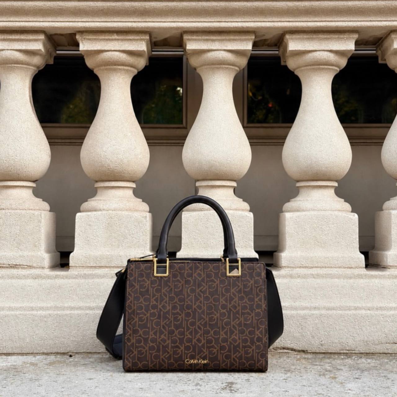 photo_2026-10-18_11-50-39 Calvin Klein Handbag - Image 1